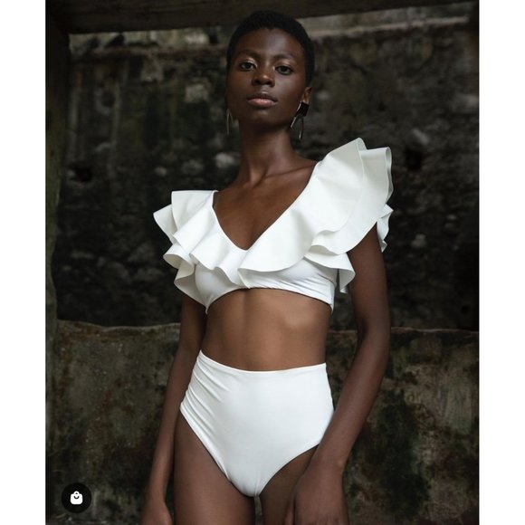 NWT $300 Maygel Coronel Mila Ruffled 2 piece Bikini Set Swimwear White One size - Picture 1 of 8